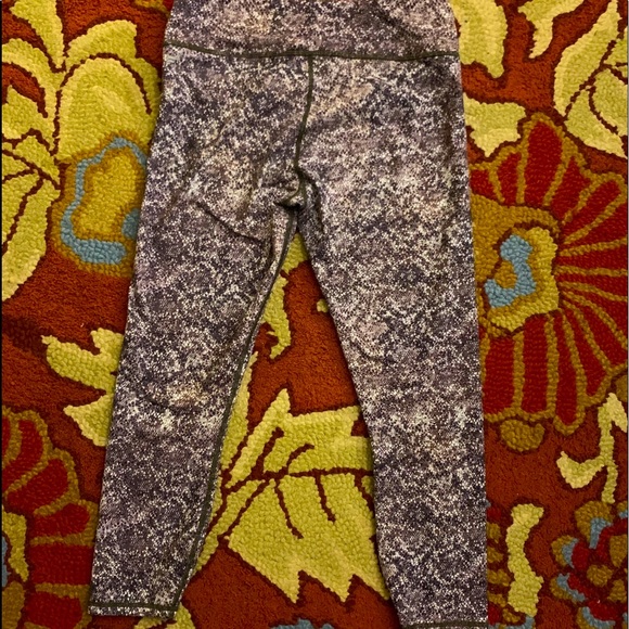 Fabletics pants - Picture 4 of 4